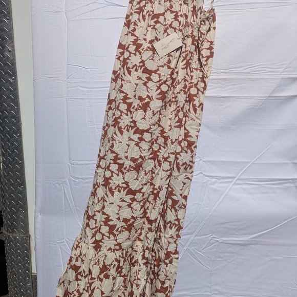 Vintage Threads Dress - Picture 4 of 10